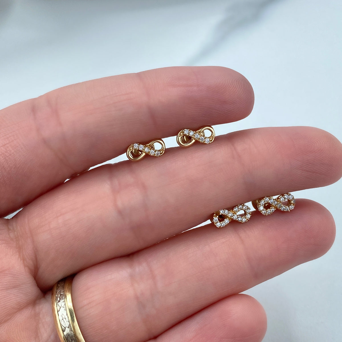 14k Solid Gold Infinity Stud Earrings featuring Cubic Zirconia, 14k Solid Gold CZ Stud, 14k Solid Yellow Gold Stud, Screw Back Studs, Unisex