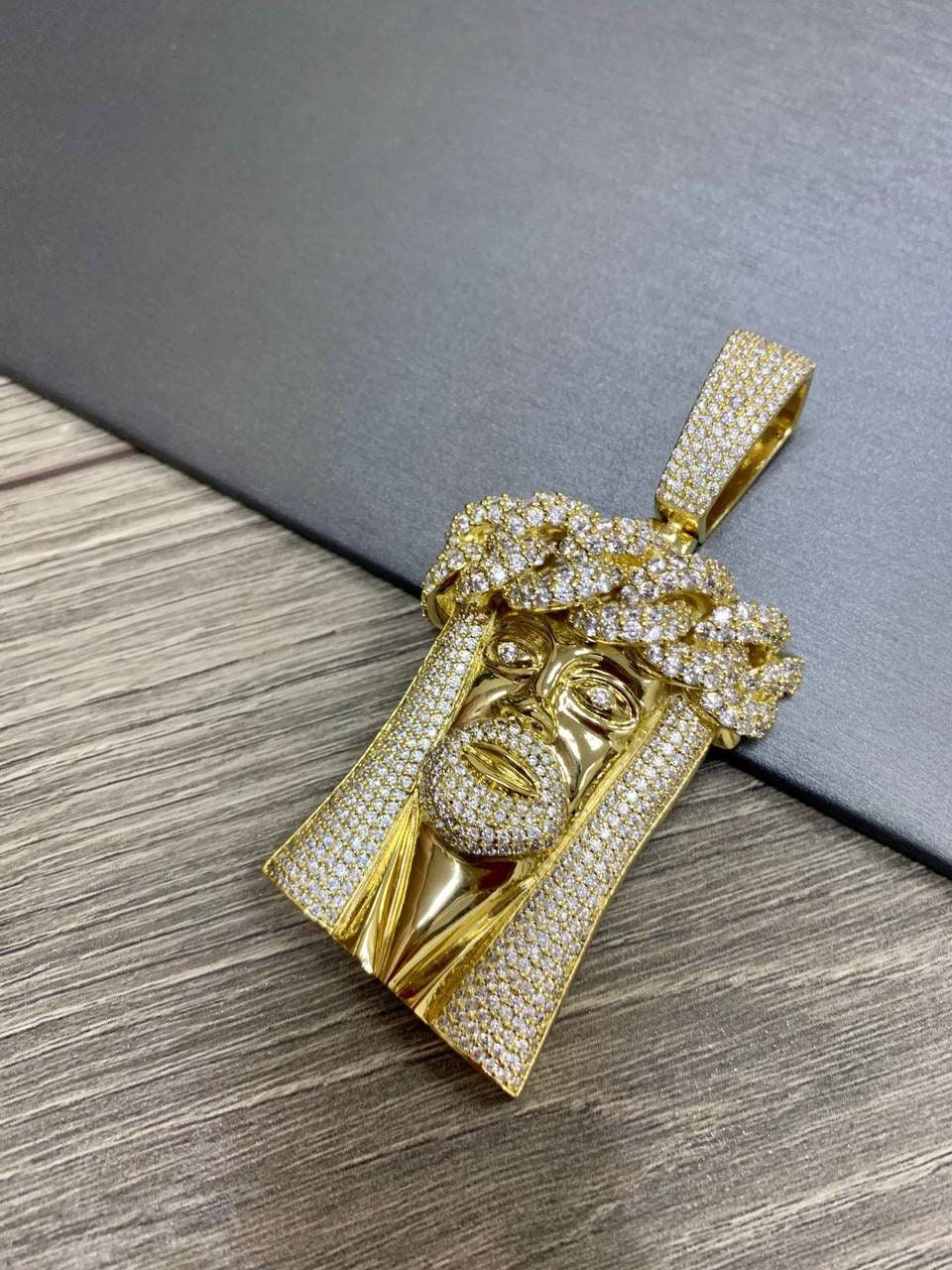 18k Gold Filled Puffed Jesus Christ Face Pendant featuring with Micro Cubic Zirconia, Men's Jewelry, Wholesale Jewelry Making Supplies