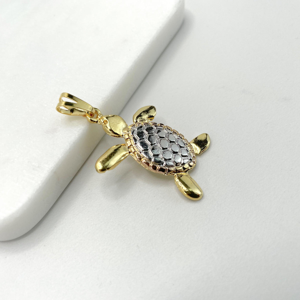 18k Gold Filled Thee Tone Sea Turtle Pendant Charms Wholesale Jewelry Making Supplies