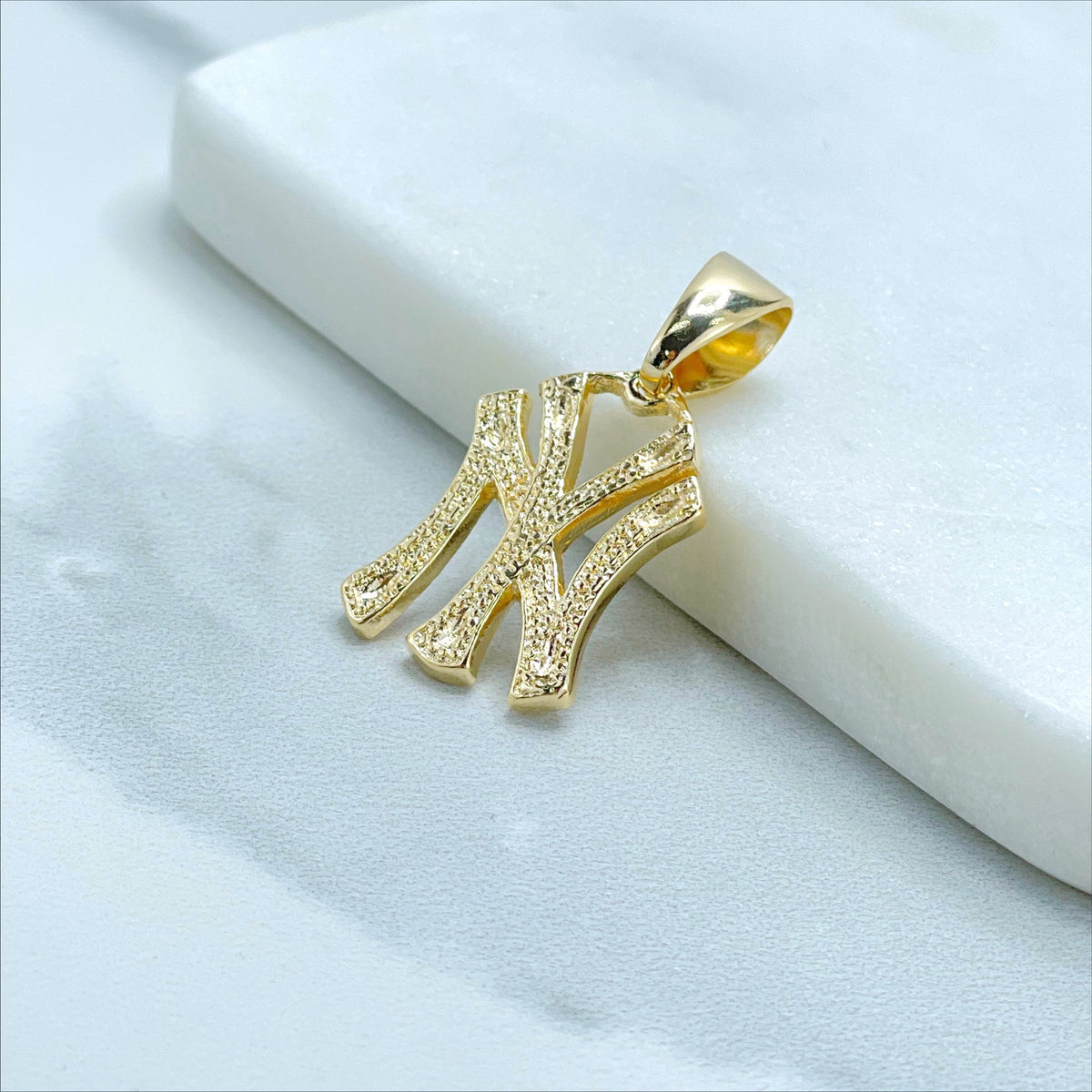 18k Gold Filled 1.3 inches NY Sport Team Charms Pendant Wholesale Jewelry Making Supplies