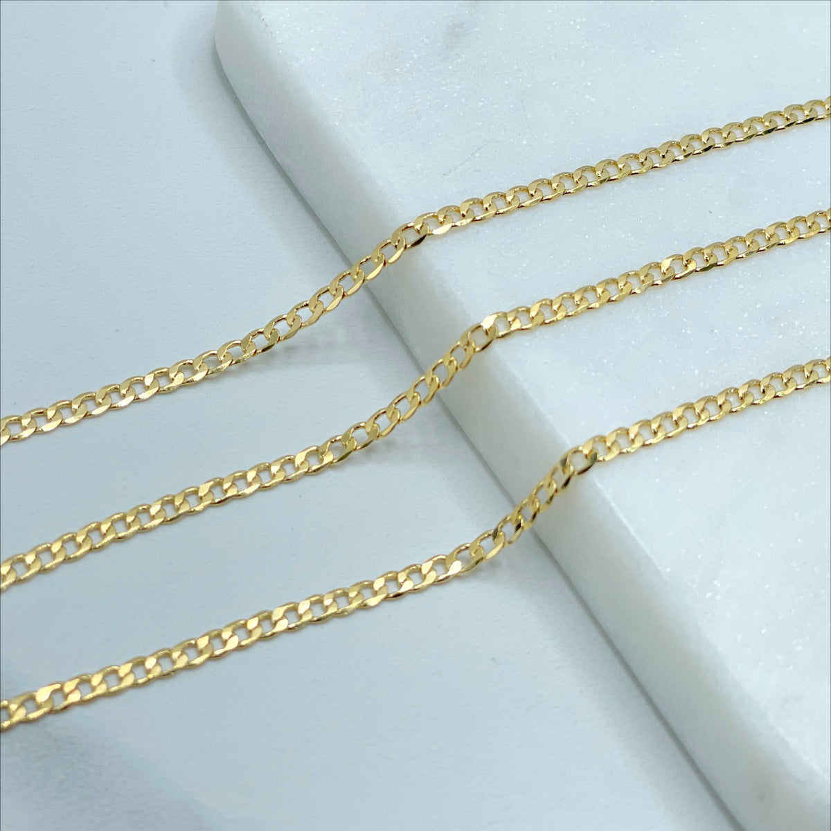 18k Gold Filled Cuban Link Chain 2.mm of thickness, 18,20 or 24 inches of length, Unisex Curb Link Wholesale Jewelry Making Supplies