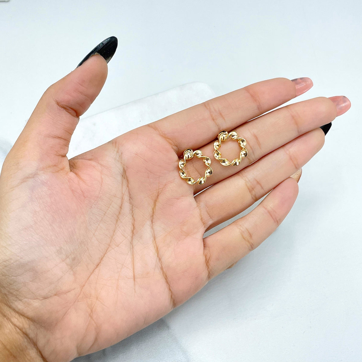 18k Gold Filled 15mm Twisted Hoops Shape Huggie Earrings, Wholesale Jewelry Making Supplies