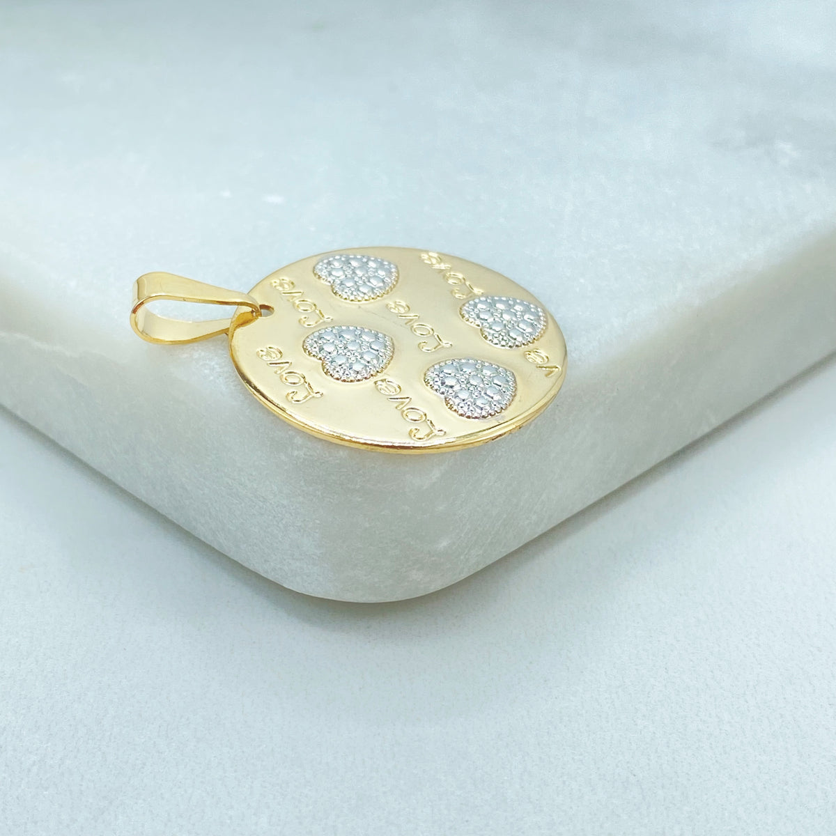 18k Gold Filled Circle Love Words and White Gold Texturized Hearts Charms Pendant Wholesale Jewelry Making Supplies