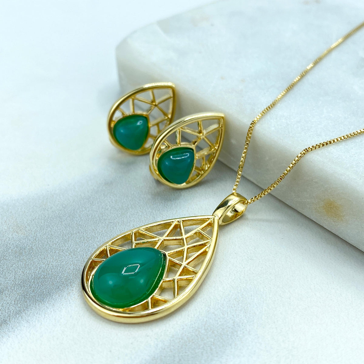 18k Gold Filled Filigree Teardrop-Shaped Earrings and Necklace Pendant Set, featuring Handcrafted Natural Green Quartz, Wholesale Jewelry