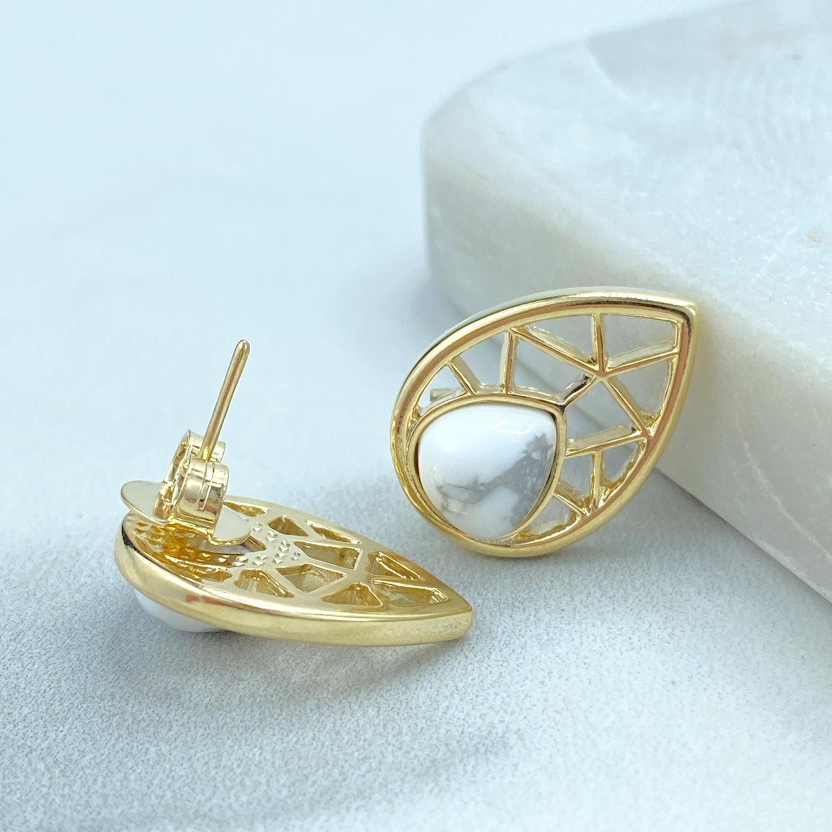 18k Gold Filled Filigree Teardrop-Shaped Earrings and Necklace Pendant Set, featuring Handcrafted Natural White Howlite, Wholesale Jewelry