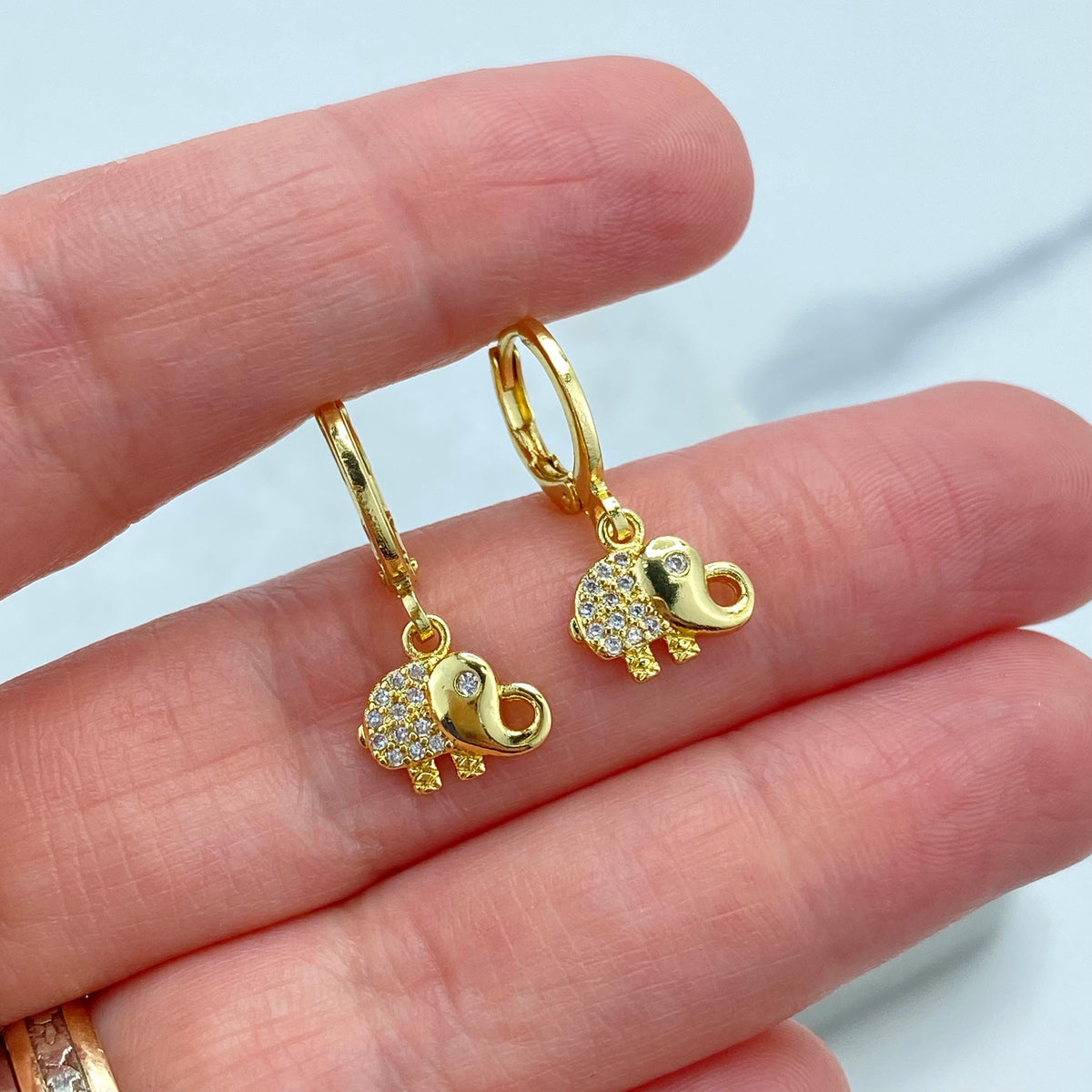 18k Gold Filled Huggie Earrings with Elephants Chams, Elephant Cubic Zirconia Huggie Earrings, Elephant Charm Gold Earrings with Zirconia
