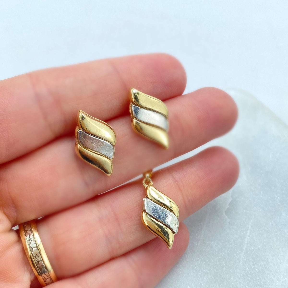 18k Gold Filled Two Tone Wings Studs Earrings and Charm Set, Leaves Shape Two Tone Set with Earrings and Charm, Wholesale Jewelry