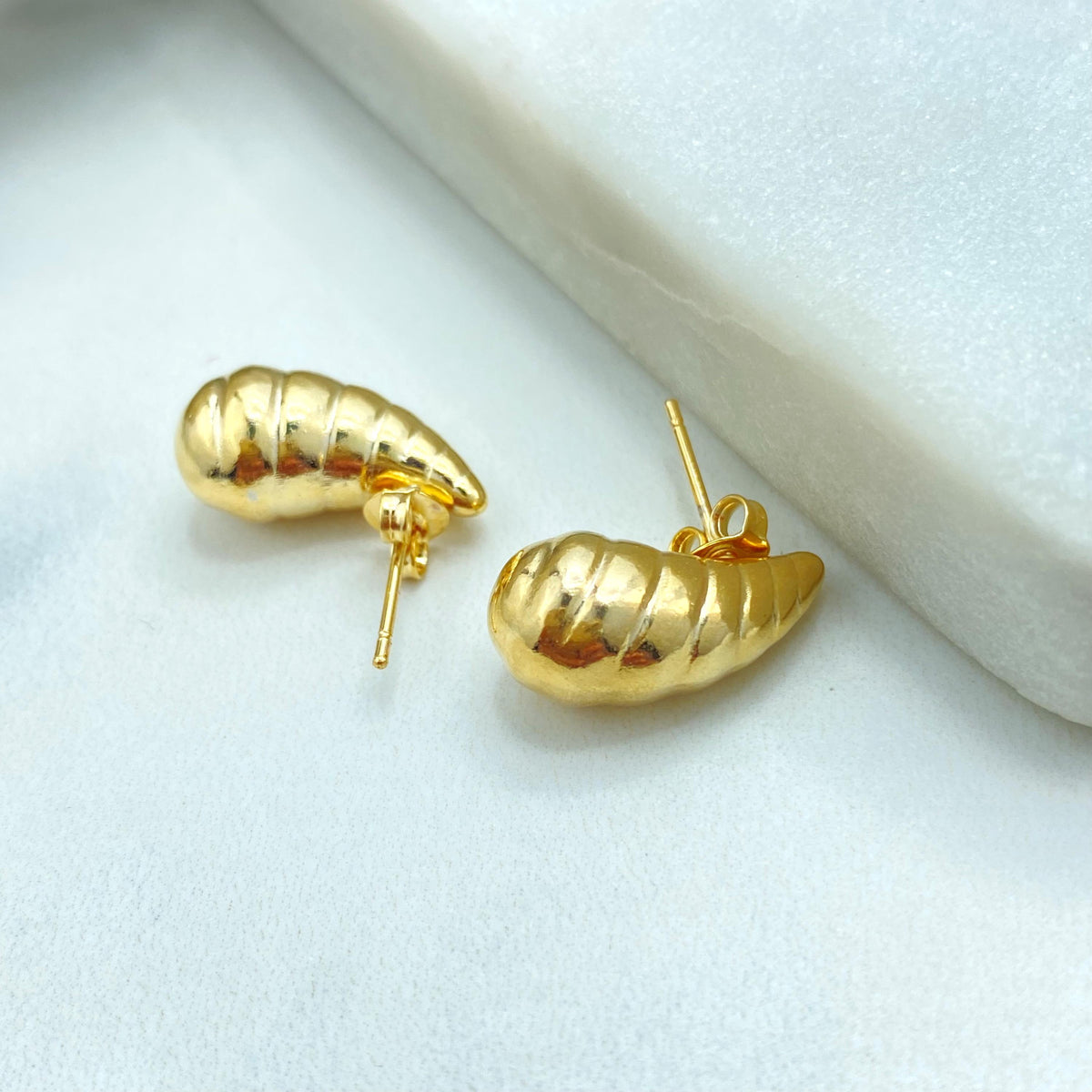 18k Gold Filled Ribbed Teardrop Dome Earrings, Chunky Vintage Drop Shape Earrings, Textured Teardrop Puffed Earrings, Wholesale Jewelry