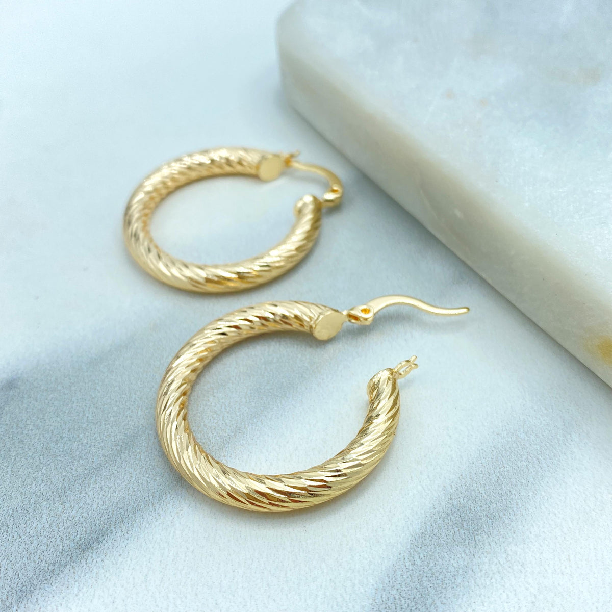 18k Gold Filled Textured Hoops Earrings, 30mm Gold Hoops, Twisted 30mm Hoops Earrings, Wholesale Jewelry