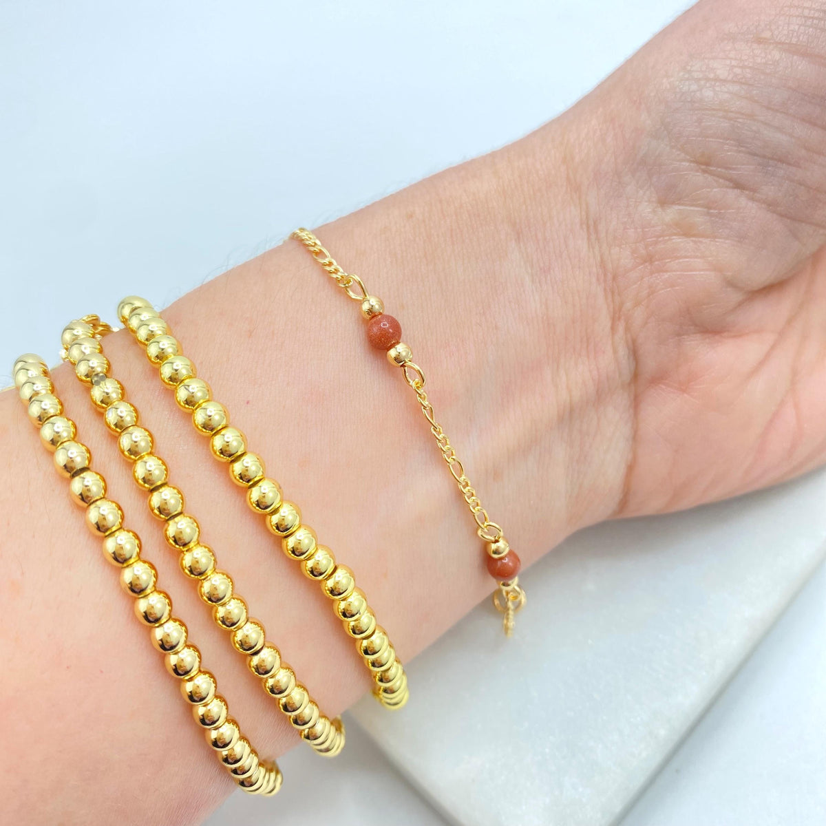 18k Gold Filled Aventurine Linked Bracelet with Figaro Chain, 7.5 Inches Long, Figaro Chain Bracelet with Aventurine, Wholesale Jewelry