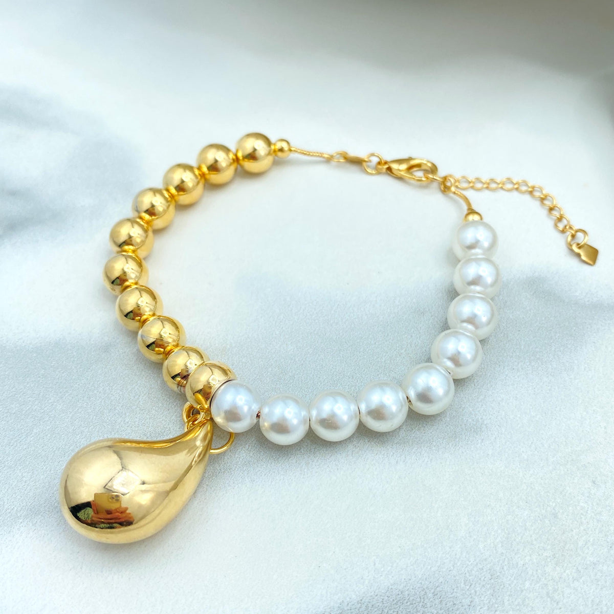 18k Gold Filled & Simulated Pearl Beaded Bracelet with Teardrop Charm, 7.5” + 1.5” Extender, Statement Two-Tone Jewelry, Wholesale Jewelry