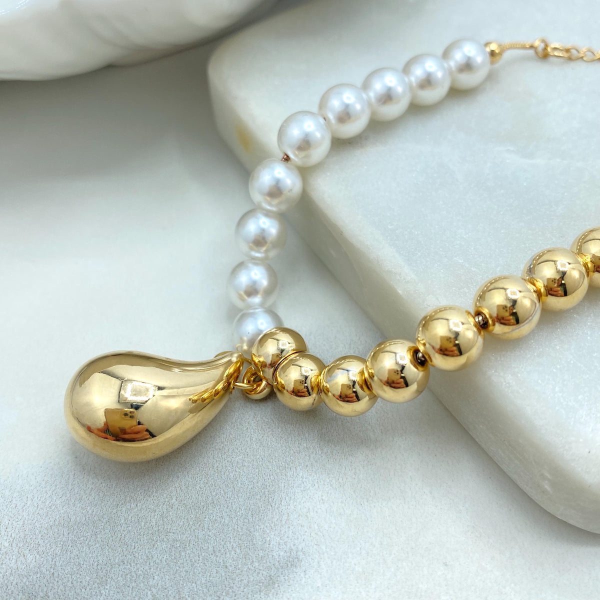 18k Gold Filled & Simulated Pearl Beaded Bracelet with Teardrop Charm, 7.5” + 1.5” Extender, Statement Two-Tone Jewelry, Wholesale Jewelry