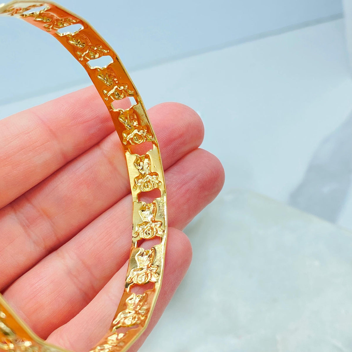 18K Gold Filled Divino Nino Bangle Bracelet, Cutout Relief Design