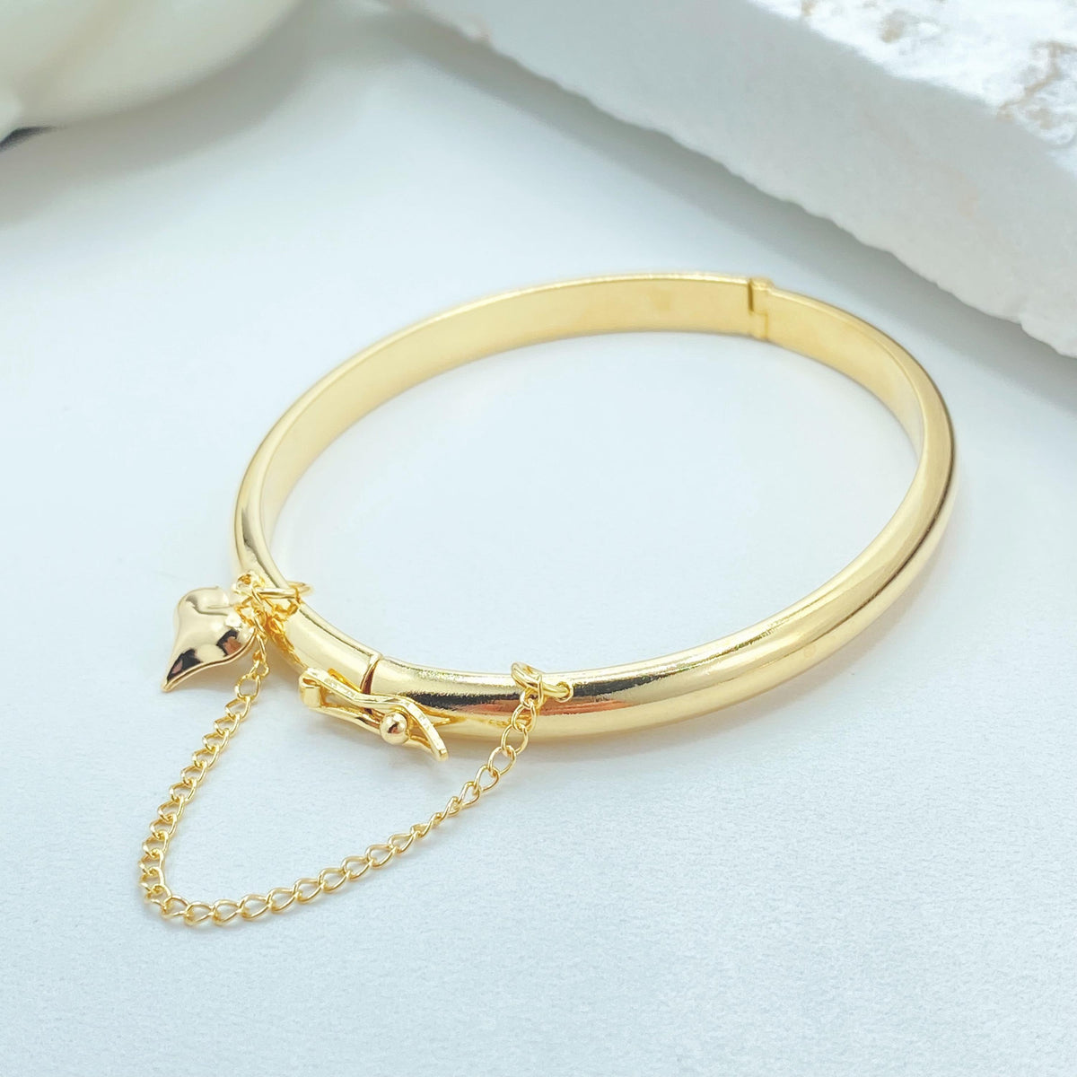 18K Gold Filled Heart Charm Bangle, Chain Detail Bracelet in 3 Sizes