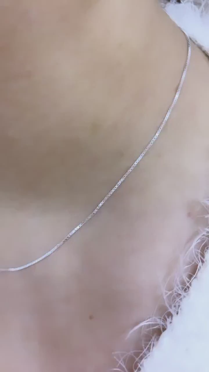 925 Sterling Silver 1mm Box Chain, Dainty Chain, 18 Inches Long, Stamped 925, Wholesale Jewelry Making Supplies
