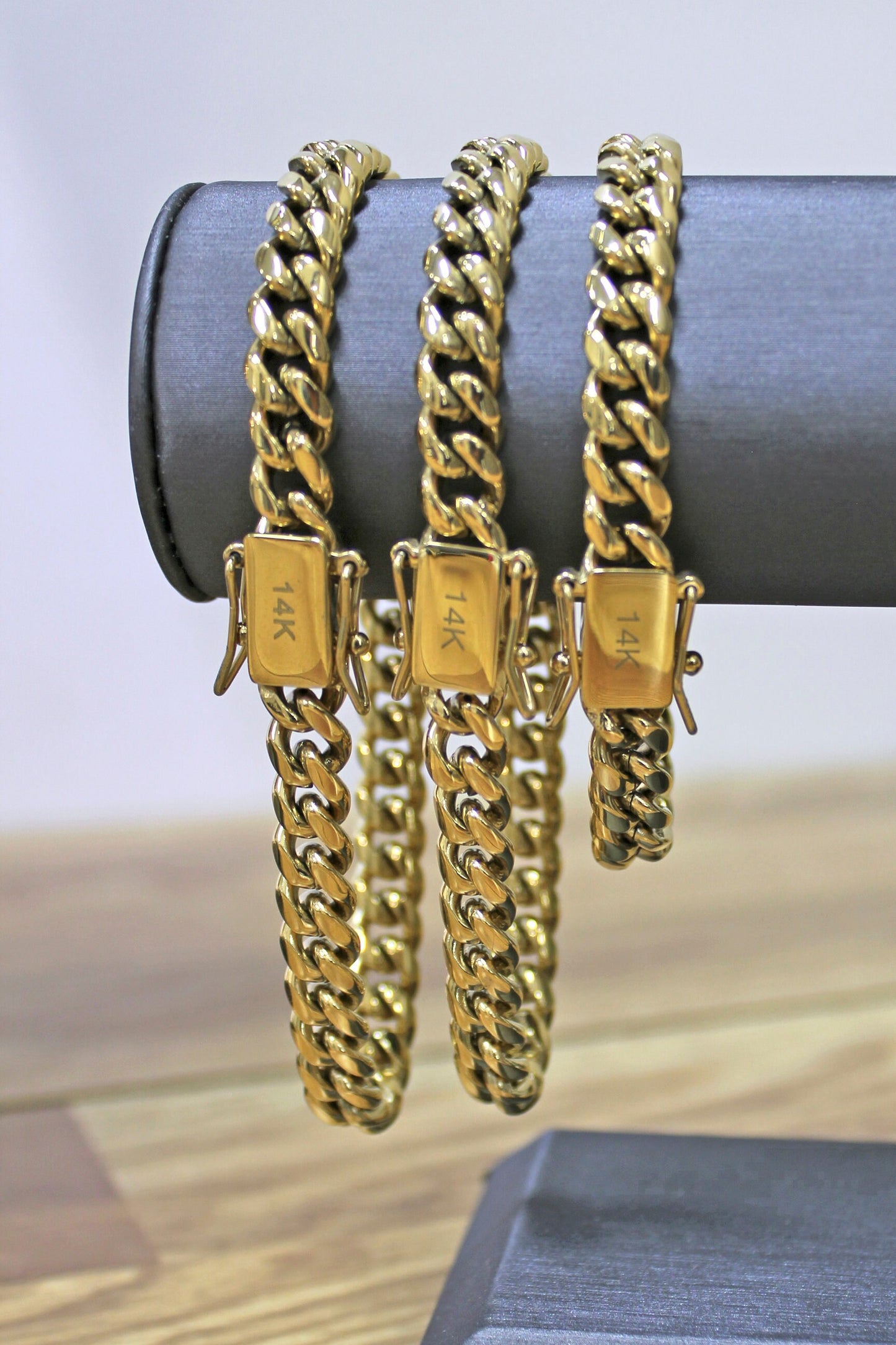 8mm Miami Cuban Link Bracelet In 14k Gold Filled Featuring Double Safety Lock Box Clasp, Unisex Curb Chain, Wholesale Jewelry Supplies