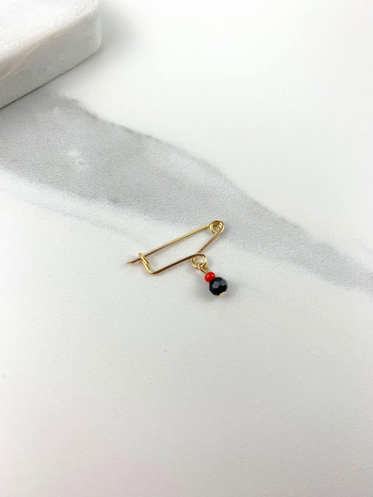 18k Gold Filled Fancy New Born Simulated Azabache Pin Charms Black Red, Baby Protection Jewelry Wholesale Jewelry Supplies