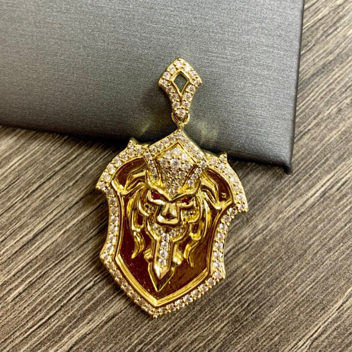 18k Gold Filled Cubic Zirconia Royal Lion Head Lion with Sword Hip Hop Pendant Charms Men's Jewelry Wholesale Jewelry Making Supplies