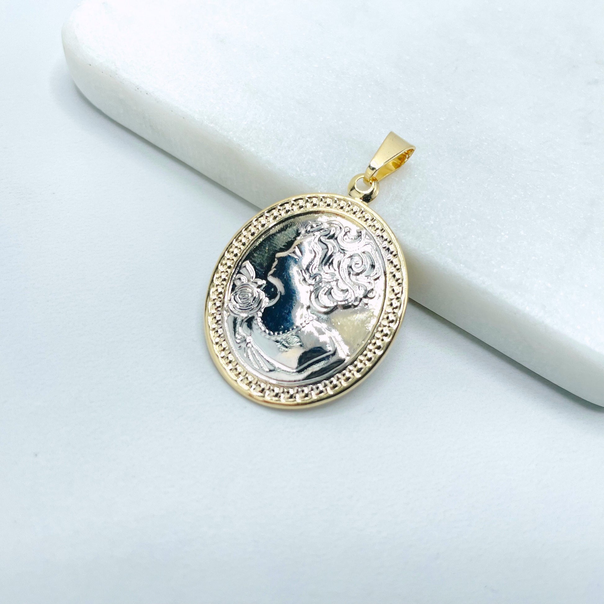 Victorian Cameo Lady Gold