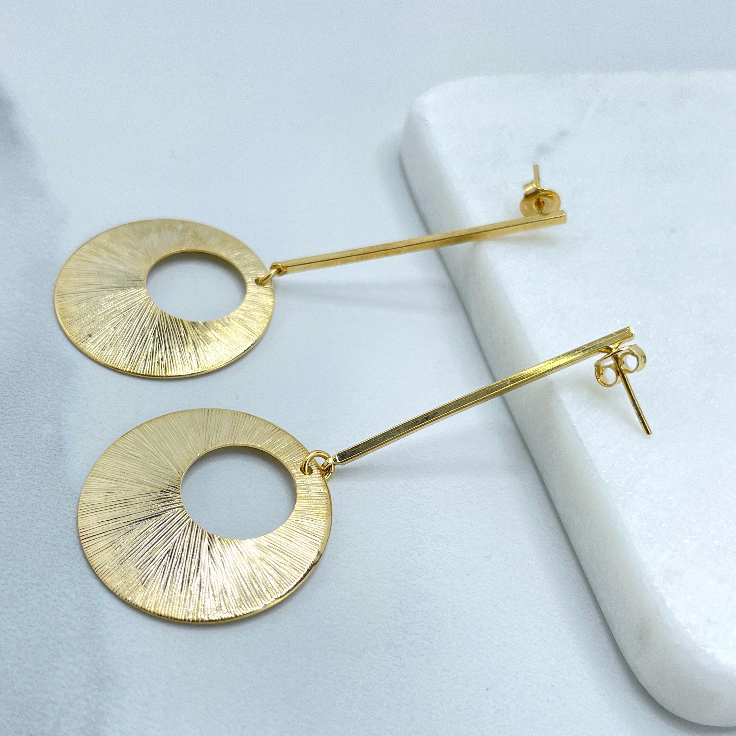 Types of Gold Jewelry Explained: Plated, Vermeil, Filled, & Solid Gold |  Simple & Dainty