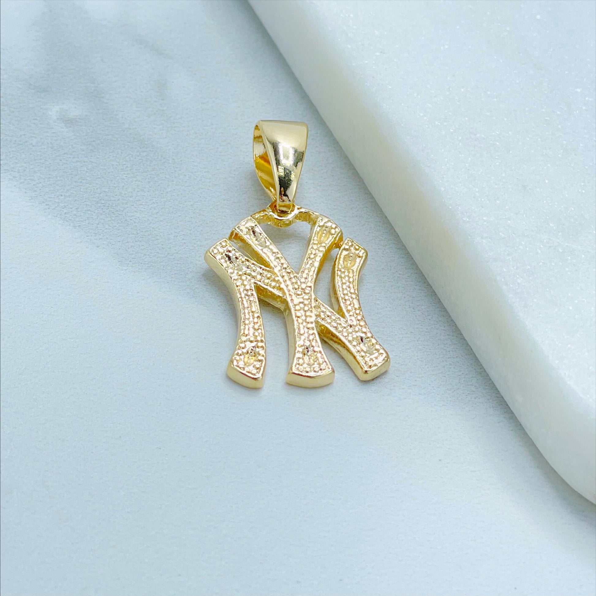 18k Gold Filled 1.3 inches NY Sport Team Charms Pendant Wholesale Jewelry Making Supplies
