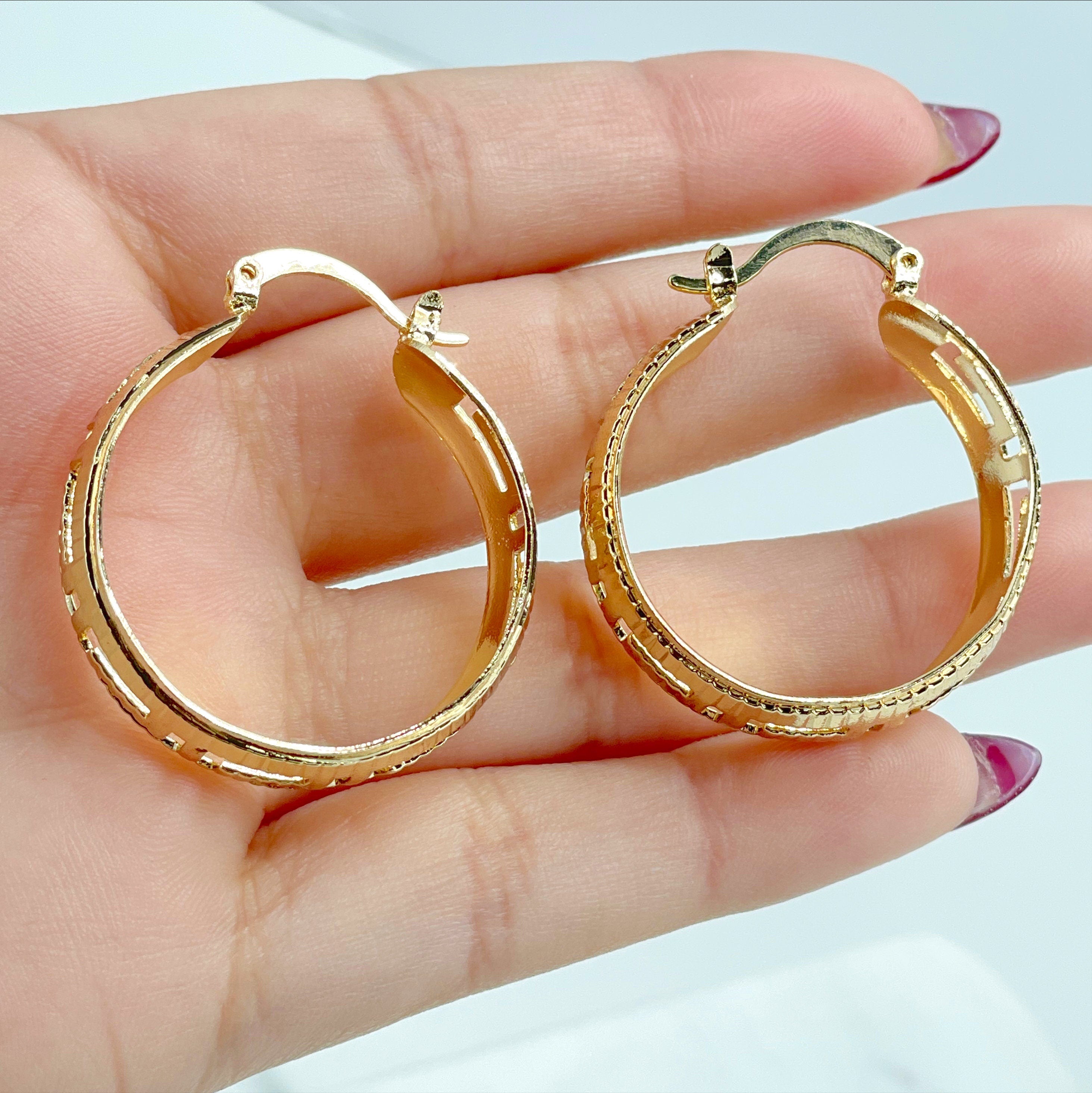 18K Gold Plated Small Hoop Earrings - Iced Out Hiphop Jewelry, VVS Moi –  peardedesign.com