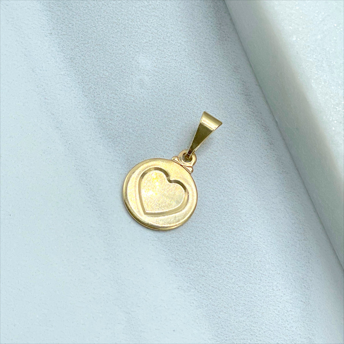 18k Gold Filled Circle Anchor, Heart or Compass with Anchor Stamped Medal Medallion Charms Pendants, Wholesale Jewelry Making Supplies